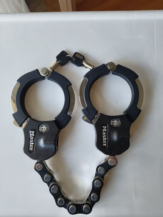 Cadeado Masterlock Street Cuff