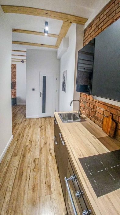 Przestronna kawalerka w centrum, Strzelecka 25