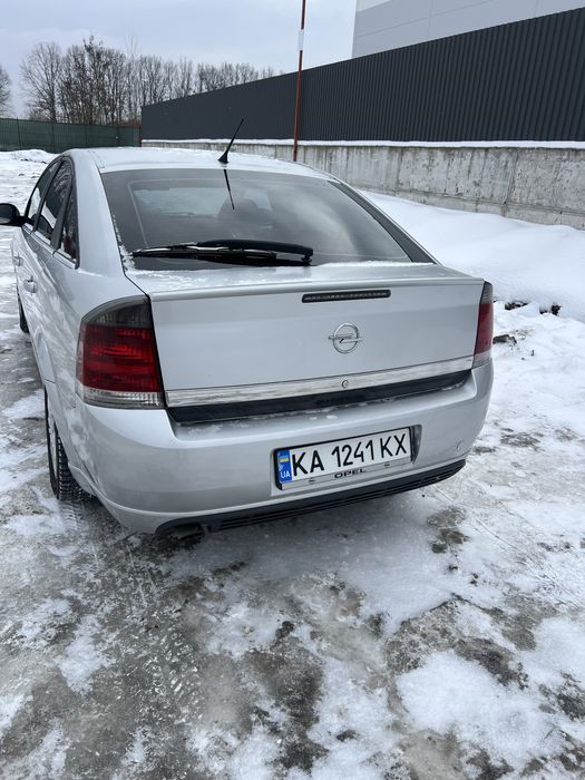 Продаю свій автомобіль Опель вектра С