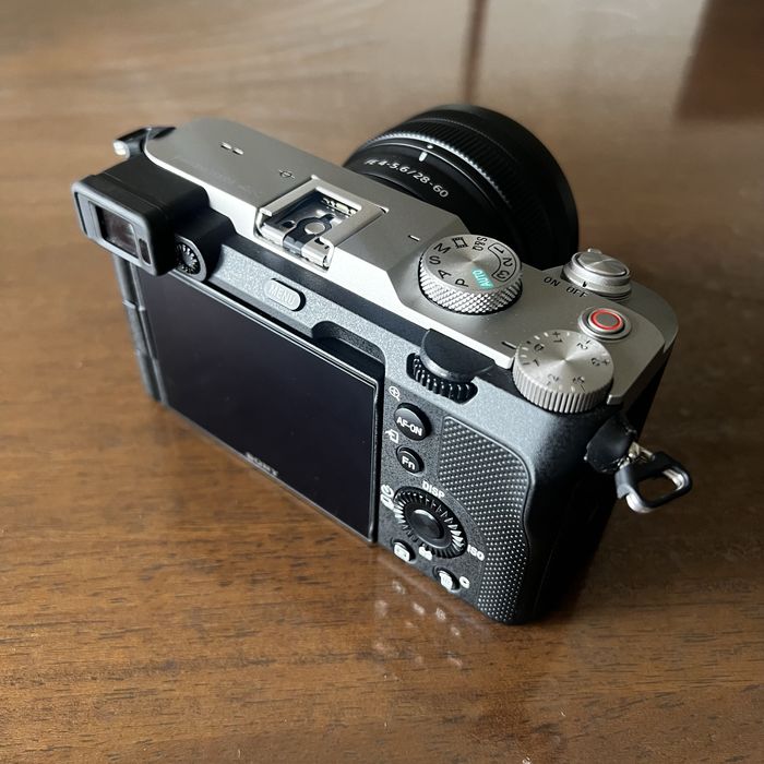 Sony A7C + FE f4-5.6 / 28-60mm