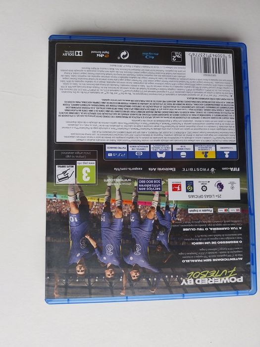 FIFA 22 - PlayStation 4 (PS4) - Edição Portuguesa