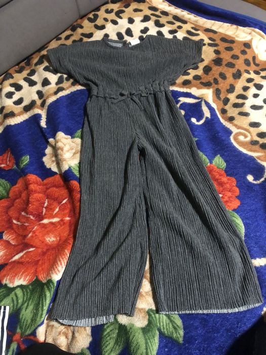 Лот одягу на дівчинку 122