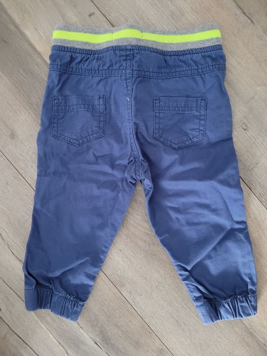 Spodnie chłopięce r. 80