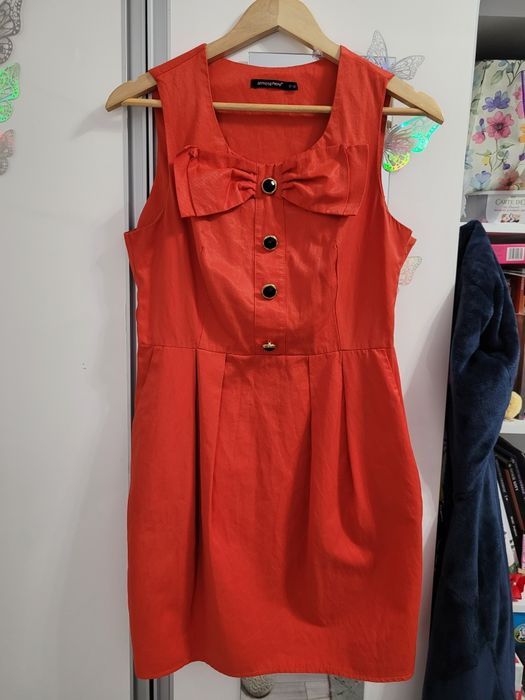 Rozm.40 - sukienka świąteczna kokarda