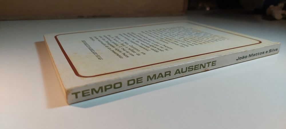 Tempo de Mar Ausente - João Mattos e Silva (Assinado pelo autor)