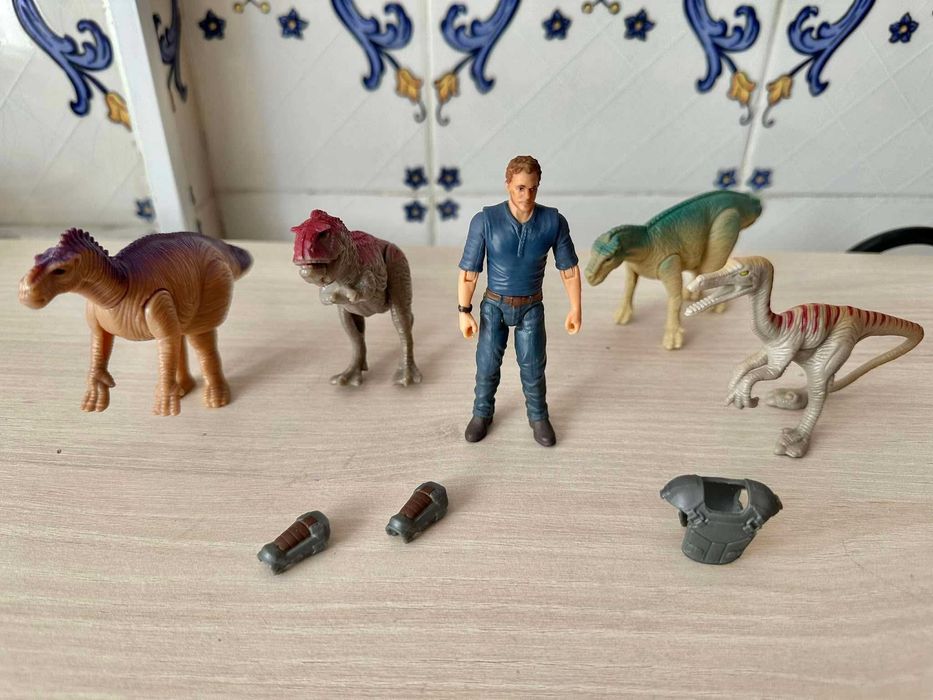 action man bonecos brinquedos figuras action figure super herois marvel carros motas veiculos jurassic park mundo jurassico parque dinossauros