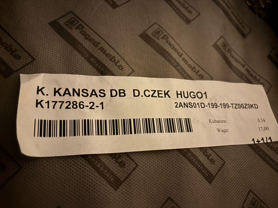 Stół drewniany rozkladany + 6 krzeseł