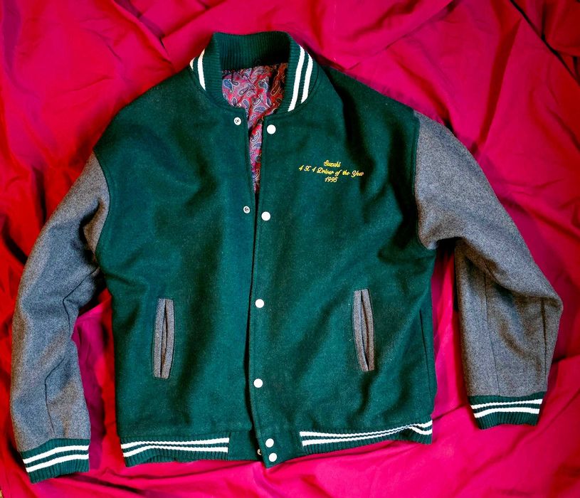 Продам оригинальный стильный бомбер из фильма Назад в будущее