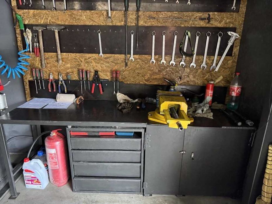 р Продаж сучасного СТО на власній ділянці 8 соток Обладнане