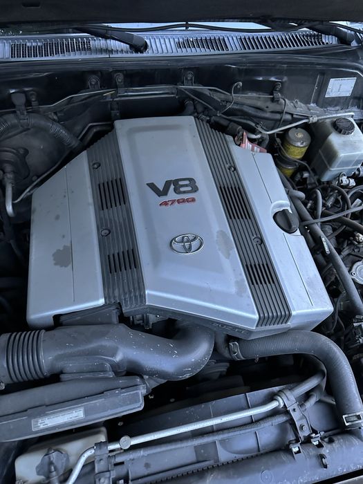 Toyota Land Cruiser 100 4.7 V8
