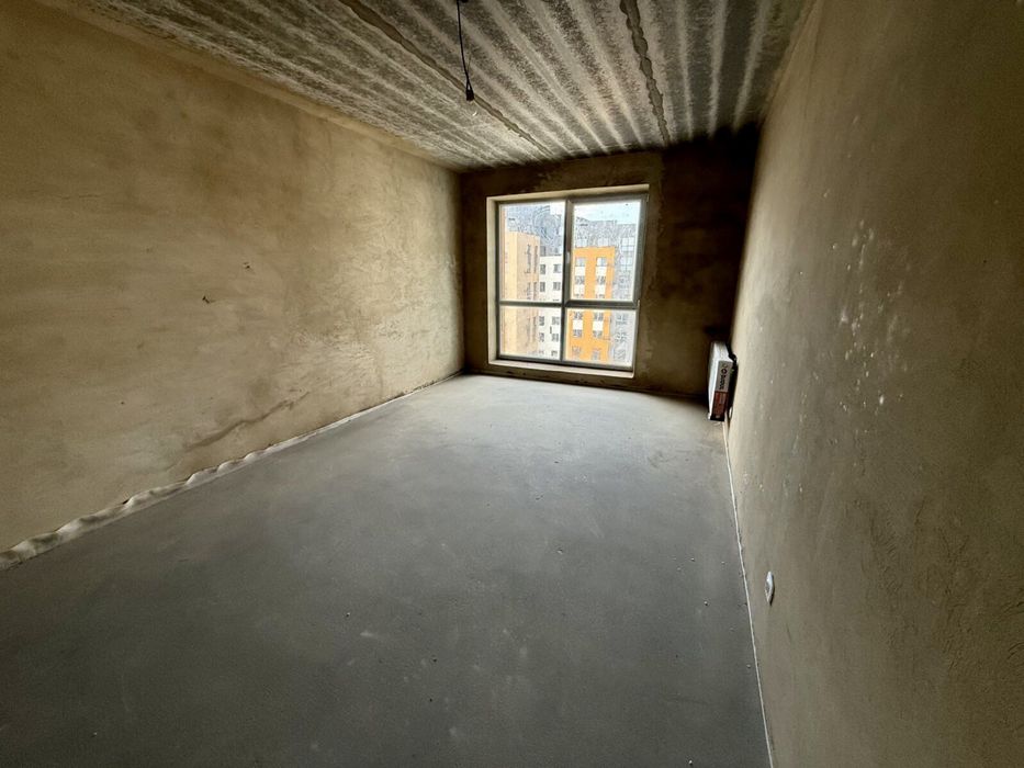 Продам 3 кімнатна квартира на Щасливому