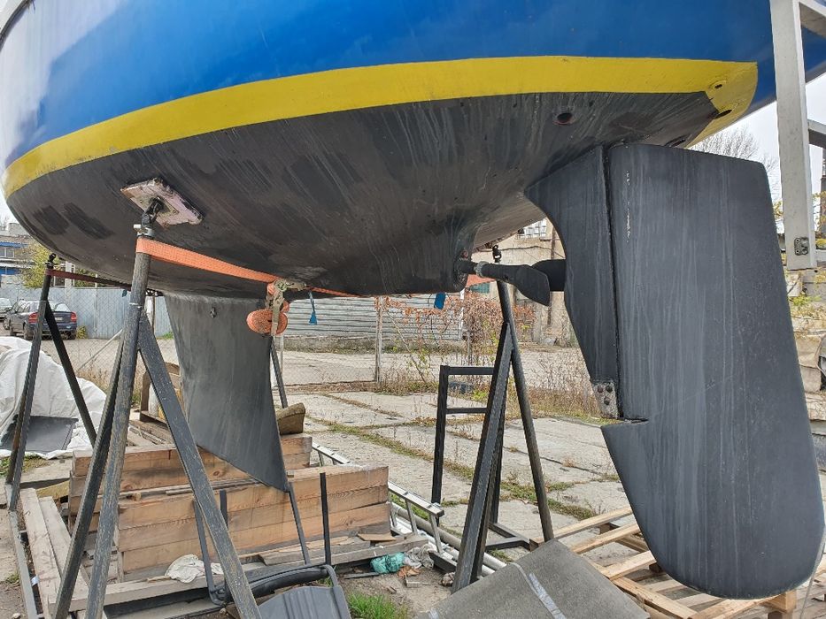 Парусная яхта RETHANA 27