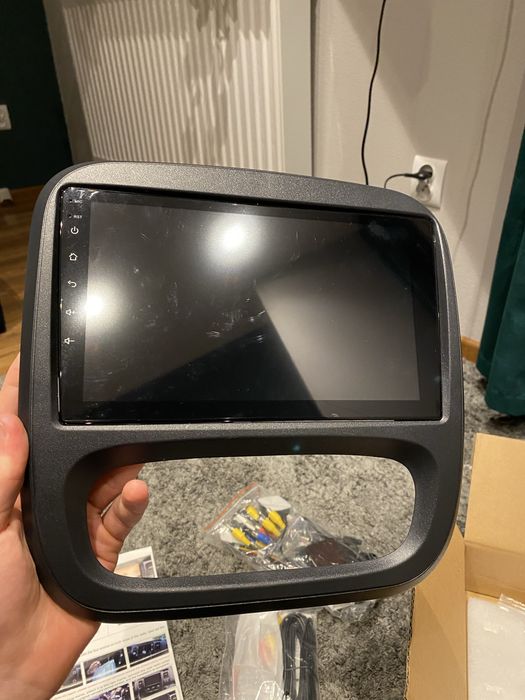 radio Android+kamera cofania do Renault Trafic / Opel Vivaro (2015+)