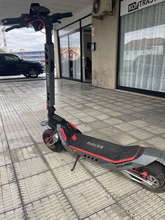 Trotinete NAVEE XT5pro como nova