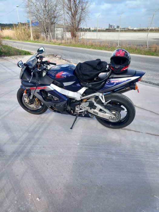 Honda CBR 929rr Fireblade 2001 apenas 20.000km reais