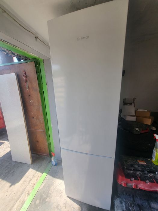 Sprawna,zadbana lodowka Bosch  184cm