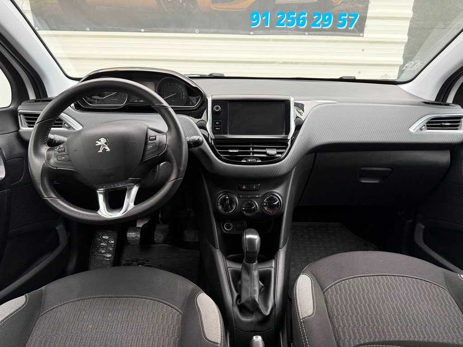 Peugeot 208 1.2VTi 82Cv Style 70.000Km 12/2015