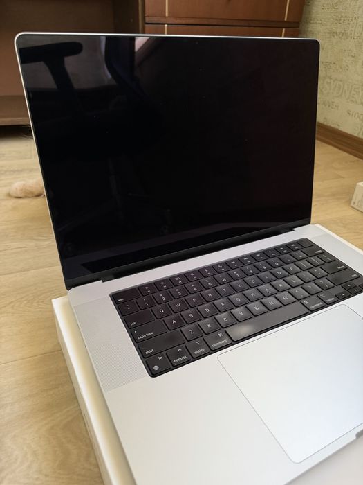 MacBook Pro 16 2023 M3 Pro 18/512 Ідеальний стан