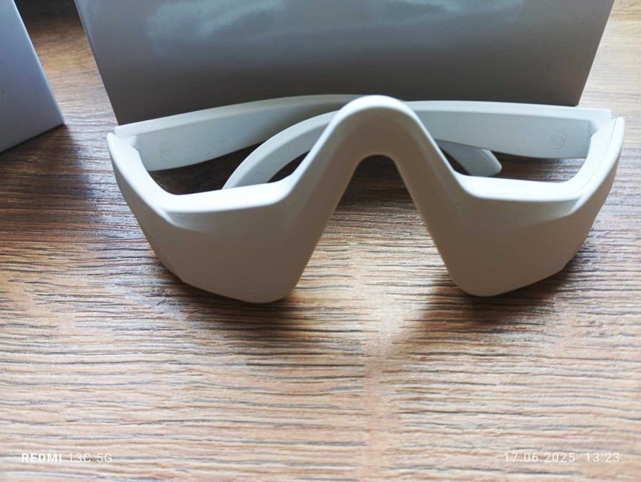 Masażer do pielęgnacji okolic oczu