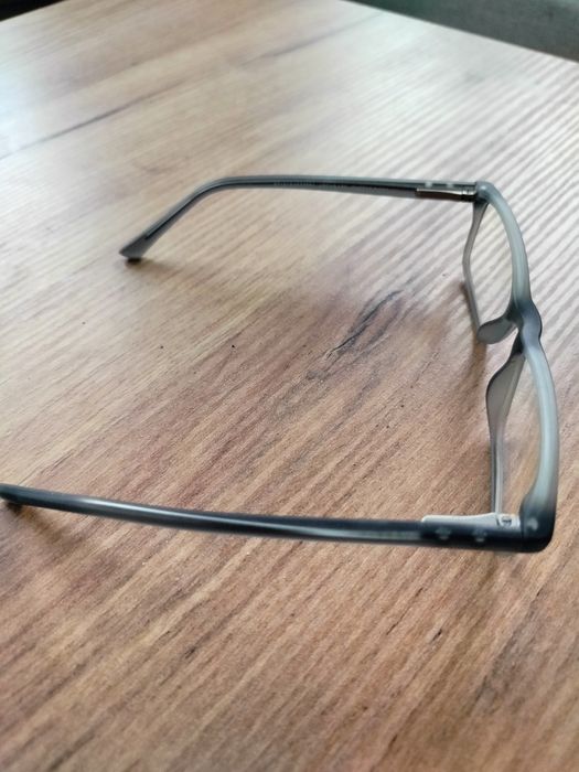 Okulary korekcyjne dziecięce oprawki  Vision Express