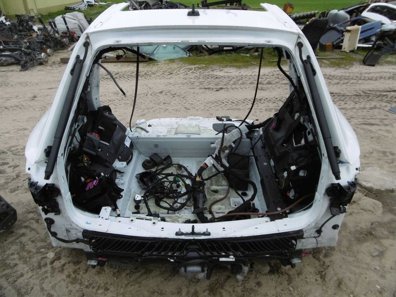 Крышка багажника Volkswagen Touareg 1/2/3 ляда разборка вольксваген