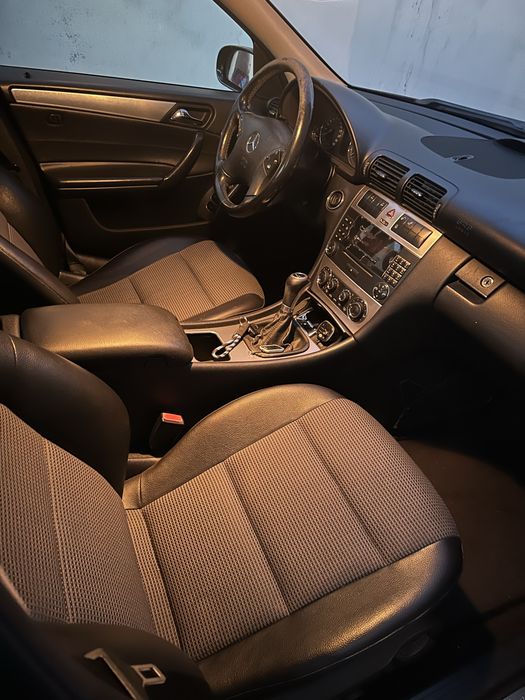 Mercedes benz c220d avantgarde