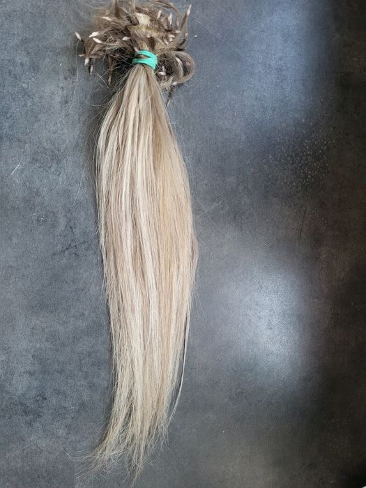 Sprzedam włosy dziewicze