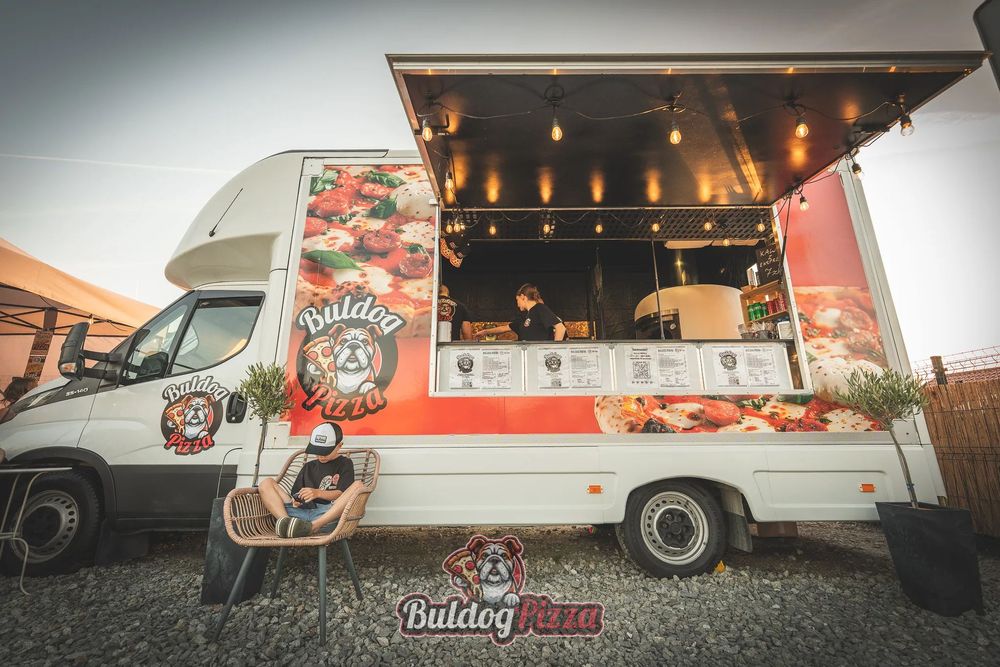 Iveco FOODTRUCK  Gotowy biznes Food Truck Foodtruck Pizza