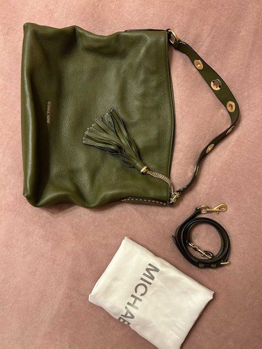 Сумка Michael Kors Brooklyn Large без або з гаманцем в колір сумочки.