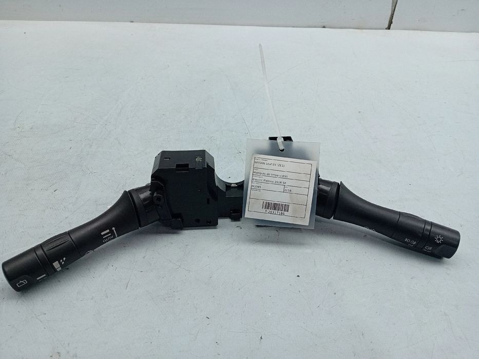 Manípulo do limpa vidros NISSAN Leaf EV (ZE1)