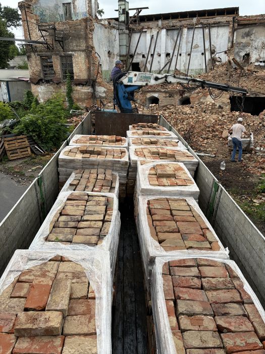 Цегла червона  старовинна кирпич красный вогнетривка цегла