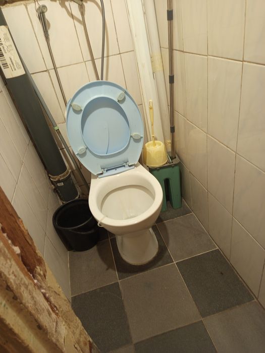 Продам 2ух комн.гостинку