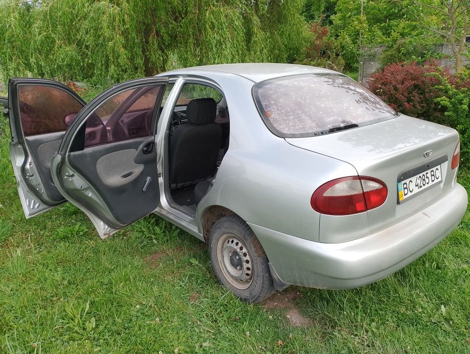 Продається автомобіль  Део Ланос