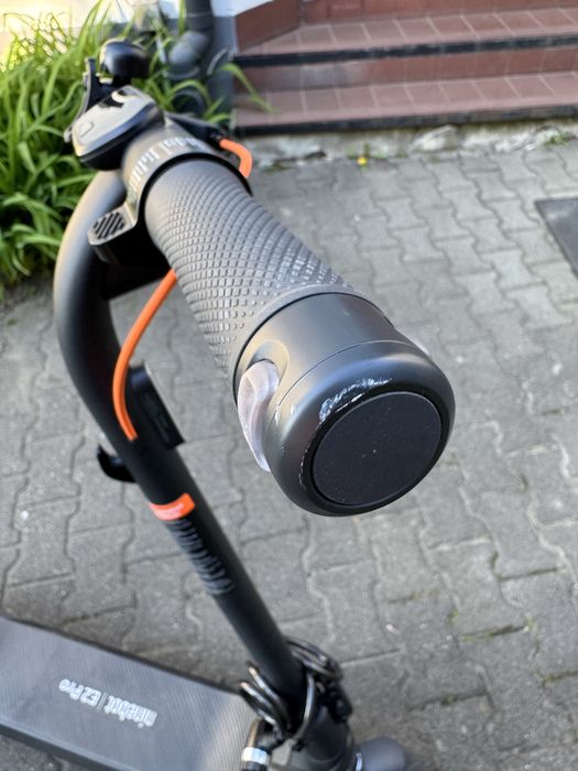Hulajnoga elektryczna Ninebot E2 Pro w BARDZO dobrym stanie