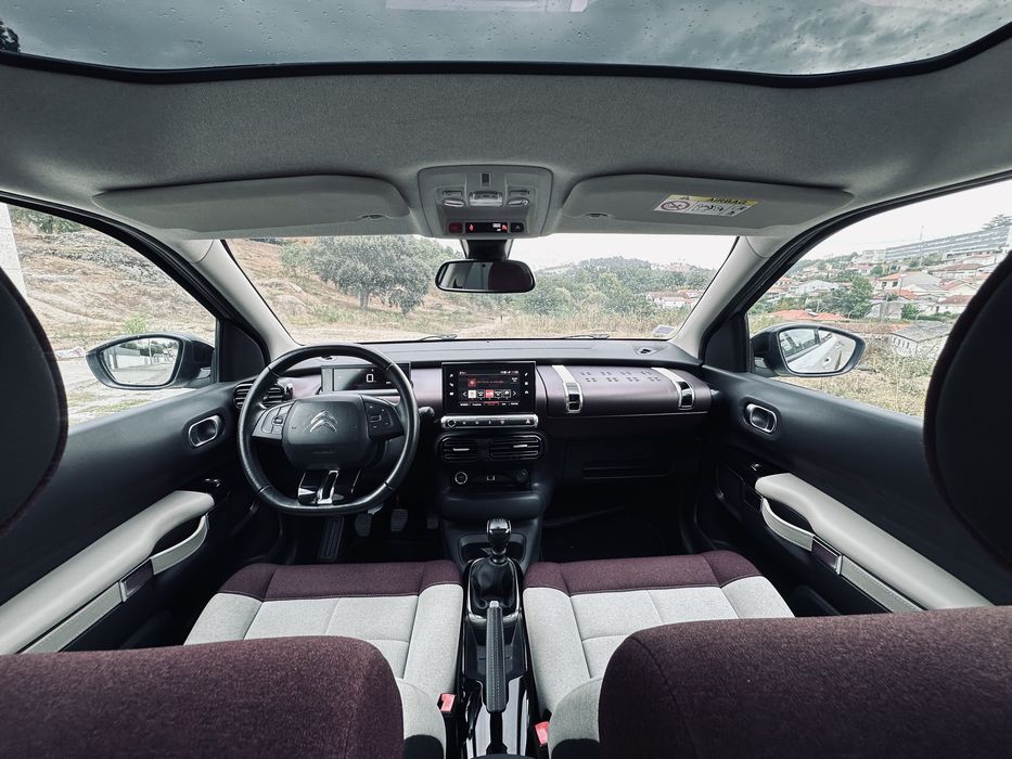 Citroën C4 Cactus 1.2 PureTech 130cv Shine – Full Extras – Teto Panorâmico