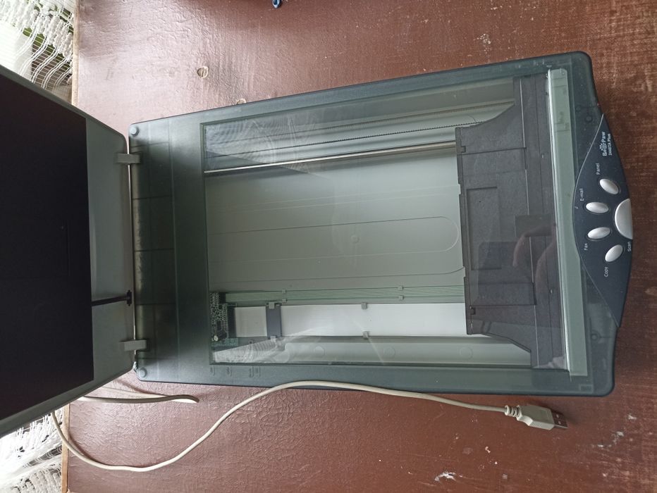 Продам сканер Mustek BerPaw 2448 CS Plus