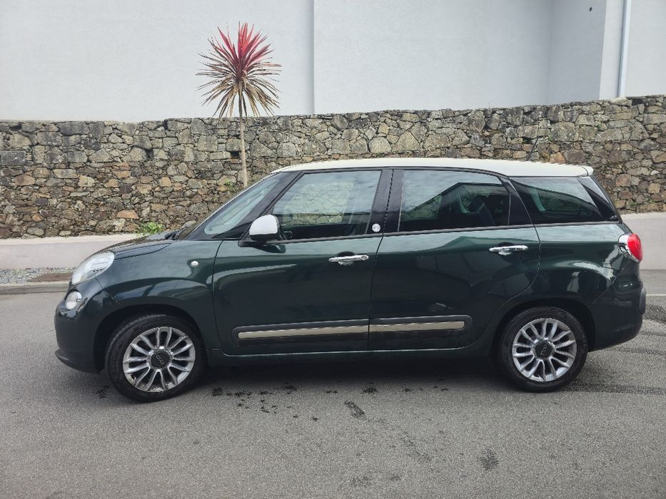 Fiat 500L Living 1.6 Multijet Lounge (105cv) - 7 Lugares / Mala Alargada — photo 3