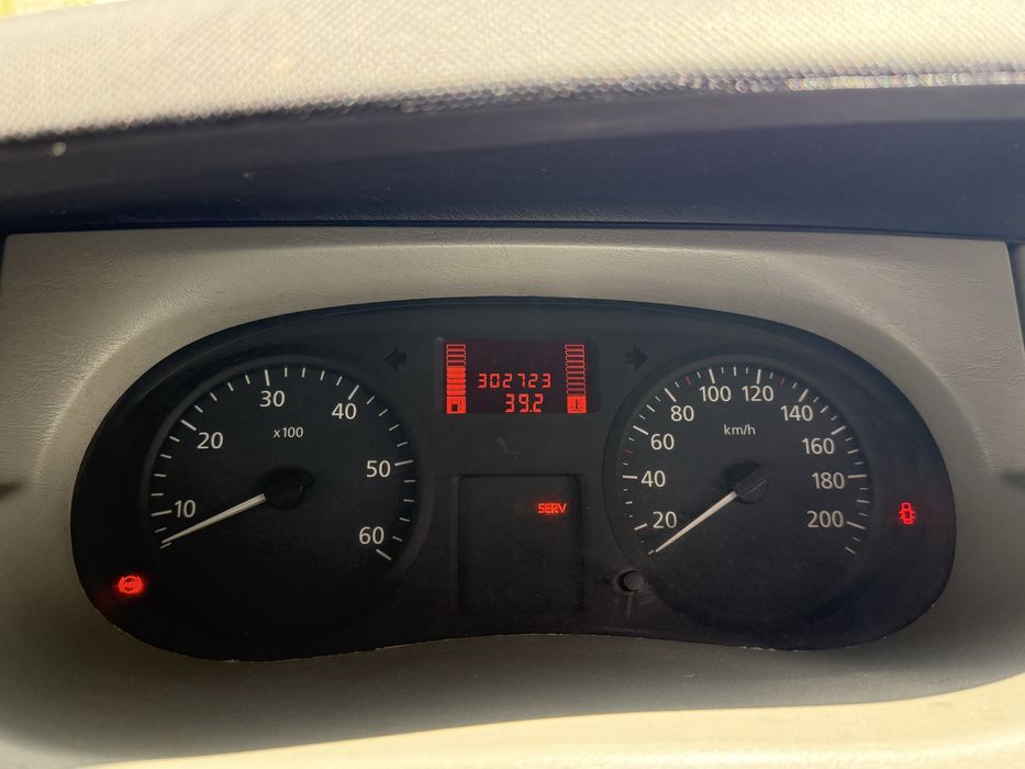 Renault Trafic 1.9 dci 100