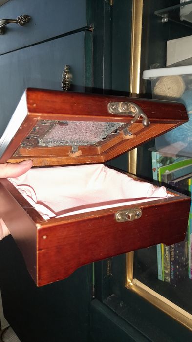 Шкатулка для украшений