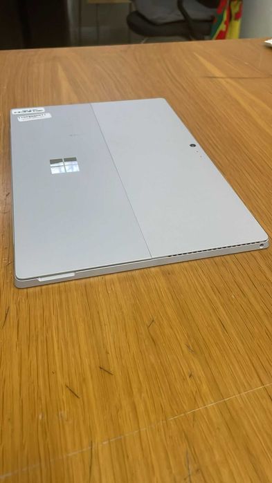 Microsoft Surface Pro 4440987074639974403