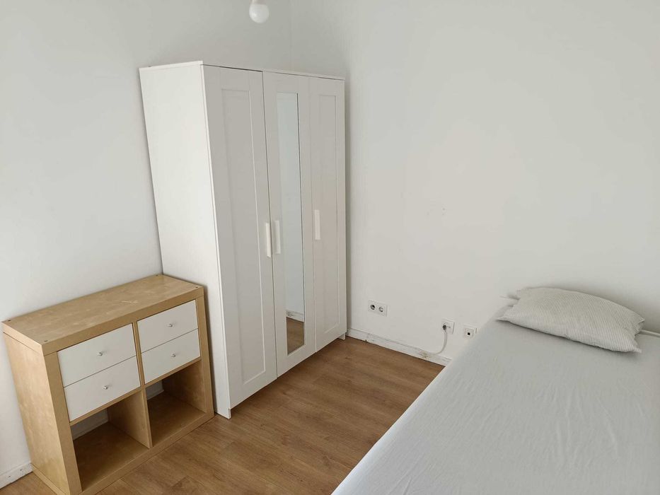 Quarto acolhedor em Olivais Sul