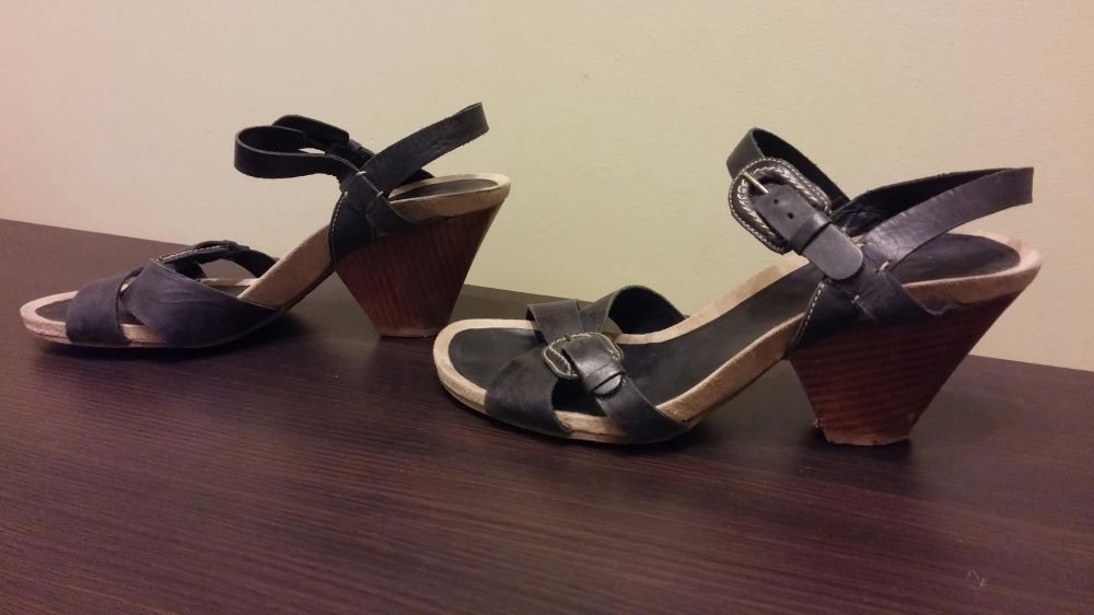 Sandały Clarks roz.40/uk6,5 czarne skórzane