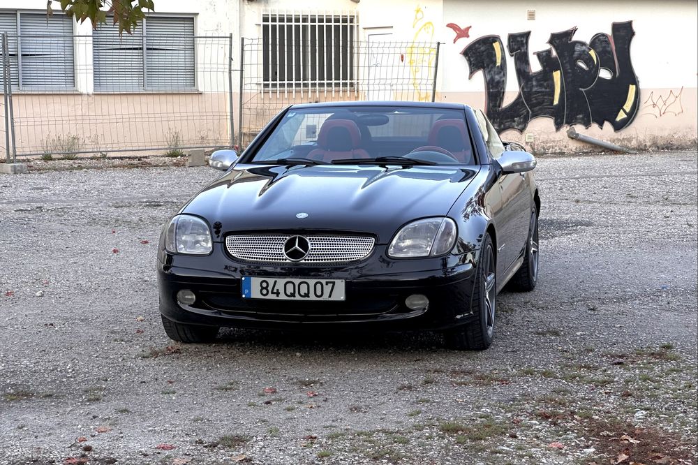 Mercedes-Benz SLK230K Versão DESIGNO – Certificado Interesse Histórico