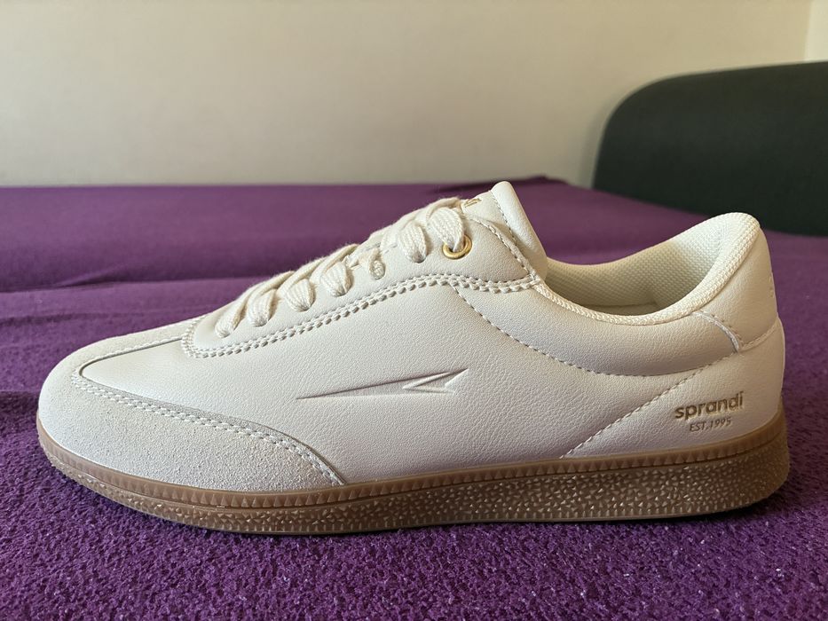 Buty damskie sportowe Sprandi