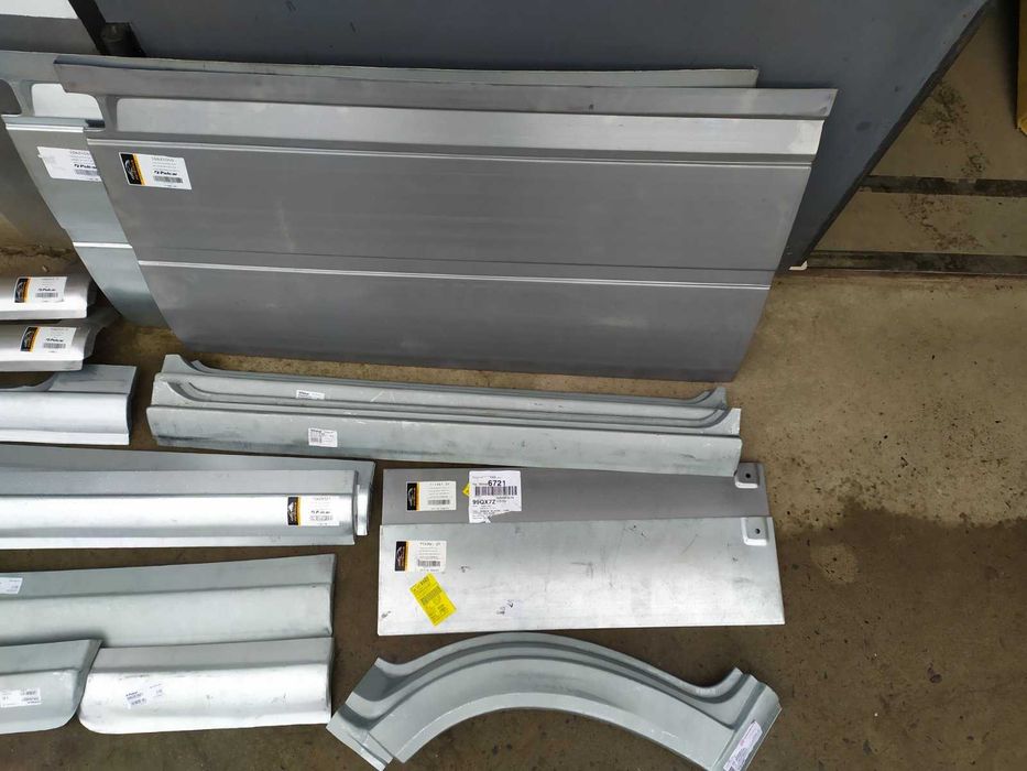 Підножка подножка підніжка  Mercedes Benz Sprinter 901-903 Volkswagen LT до 2006  Фольксваген ЛТ Мерседес Спрінтер 901 Рем частини Пороги арки