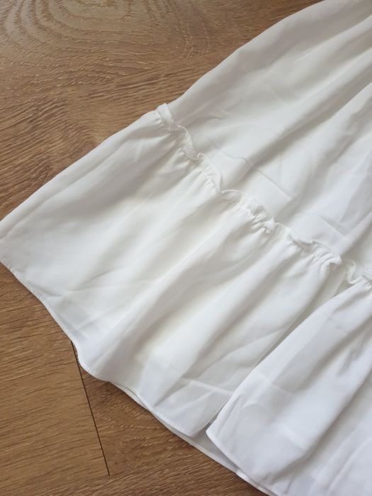 Śmietankowa sukienka na ramiączka L, dekolt