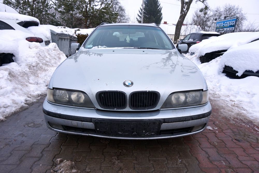 MASKA ZDERZAK BŁOTNIKI LAMPY 5 E39 309  BMW 1995-2000 SREBRNY ARKTISSILBER PRZÓD KOMPLETNY