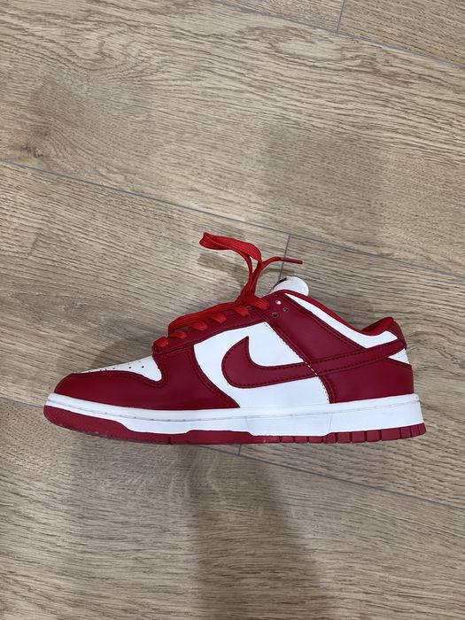 Nike Dunk Low - University Red