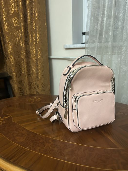 Рюкзак для дівчини рожевого кольору