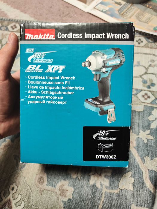 Акумуляторний ударний гайковерт Makita DTW300Z (без АКБ та ЗУ)Оригінал